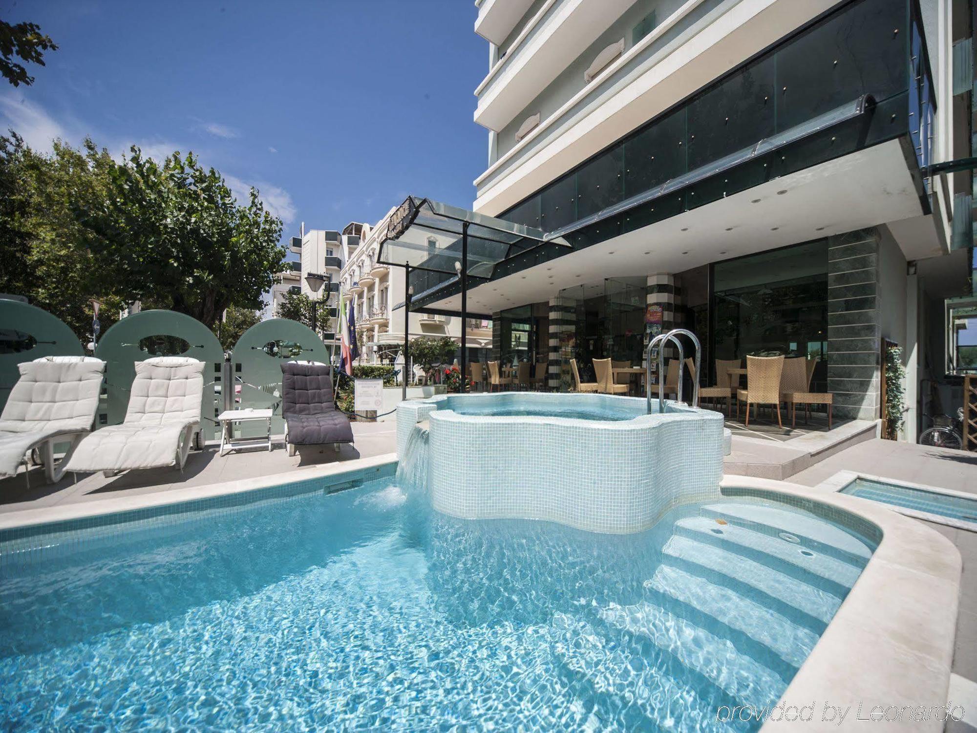 Hotel Levante Rímini Exterior foto